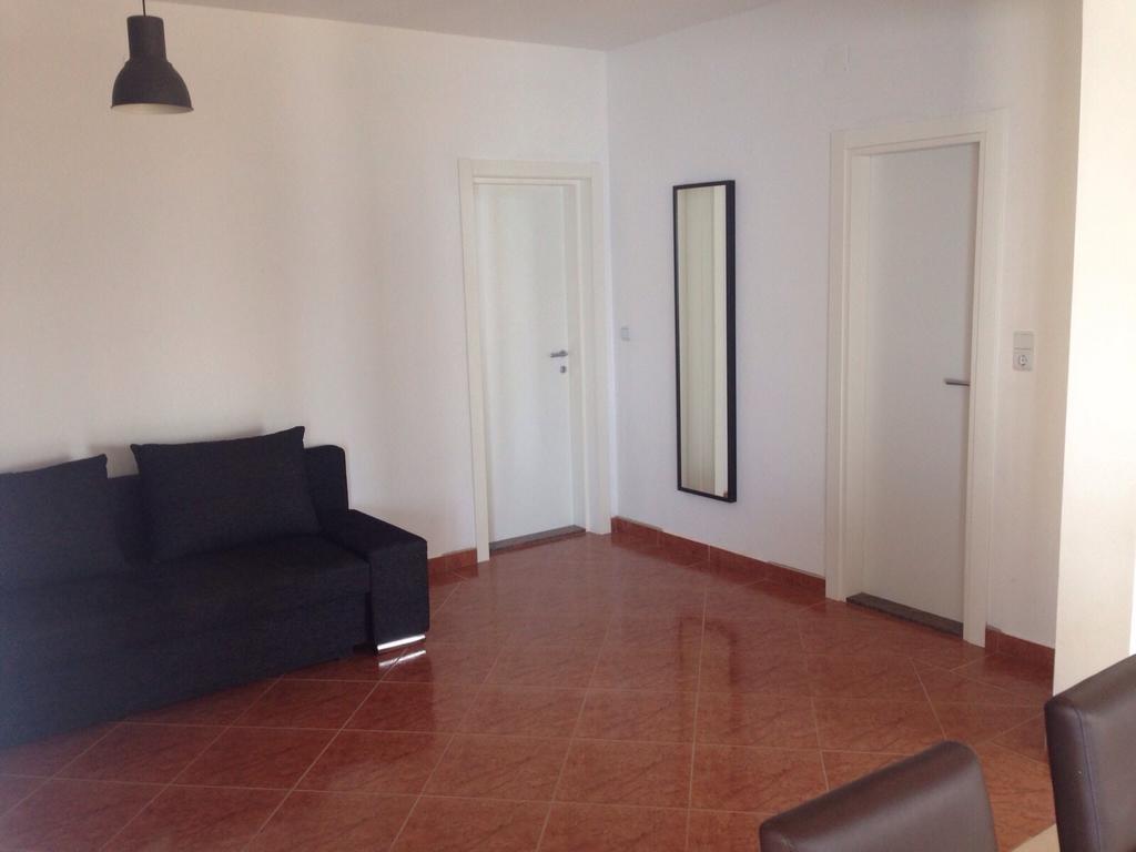 Feelgood Apartments Ποντστράνα Δωμάτιο φωτογραφία