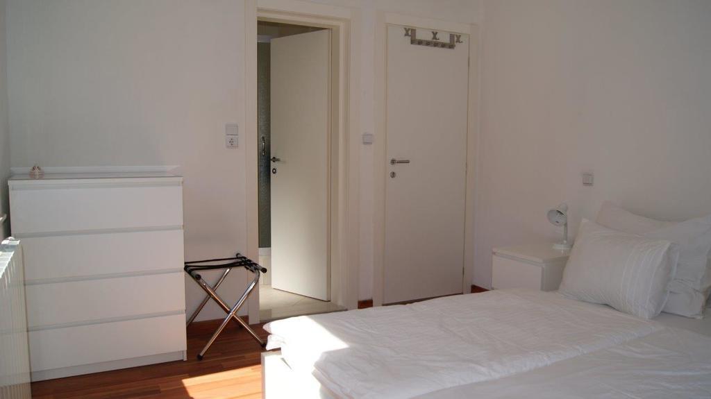 Feelgood Apartments Ποντστράνα Δωμάτιο φωτογραφία